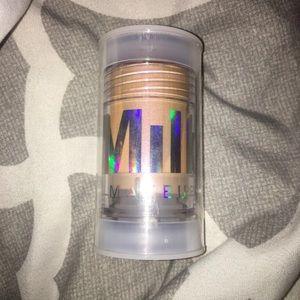 Milk Holographic Highlighter Stick